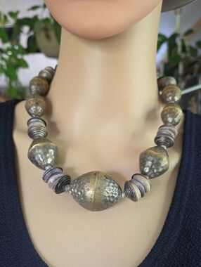 Hammered Metallic Bead Necklace in Aged Gold-tone ☆ Vintage Chunky Necklace